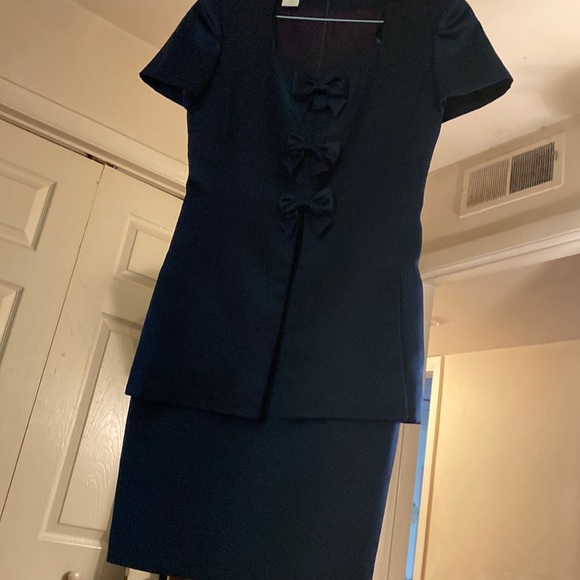 Navy blue fancy dress with bows on front - Picture 1 of 8